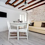 Apartment Ca\' 1620 - Rosa Selvatica
